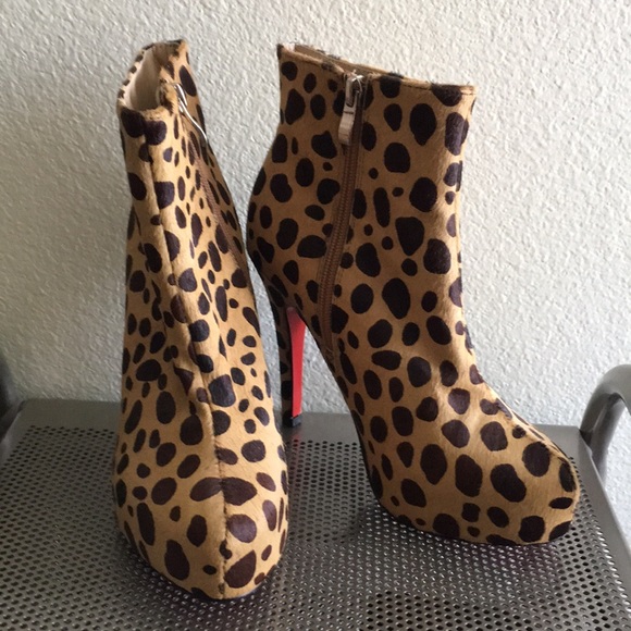 🖤NEW💕Calf hair leopard boots - Picture 8 of 17